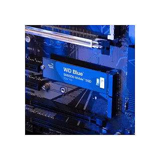 Western Digital WDS200T4B0E internal solid state drive