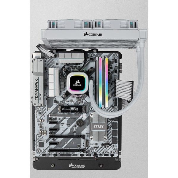 Módulo de memoria Corsair Vengeance RGB Pro CMH32GX4M4D3600C18W