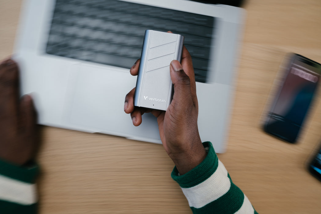 Verbatim TurboMetal SSD USB4 1TB USB Type-C USB4 Gen 2x2 Silver